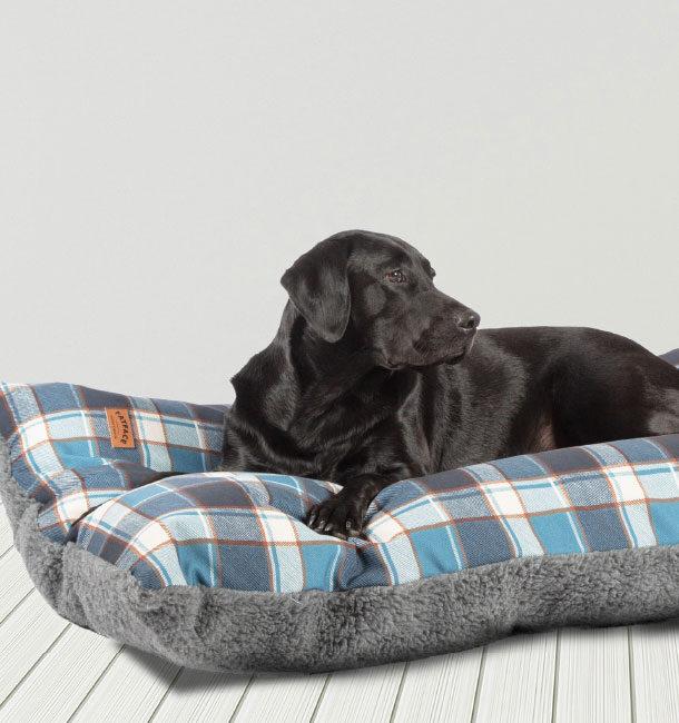 danish design fatface fleece check deep duvet dog beds bowls danish designs 274583 610x650